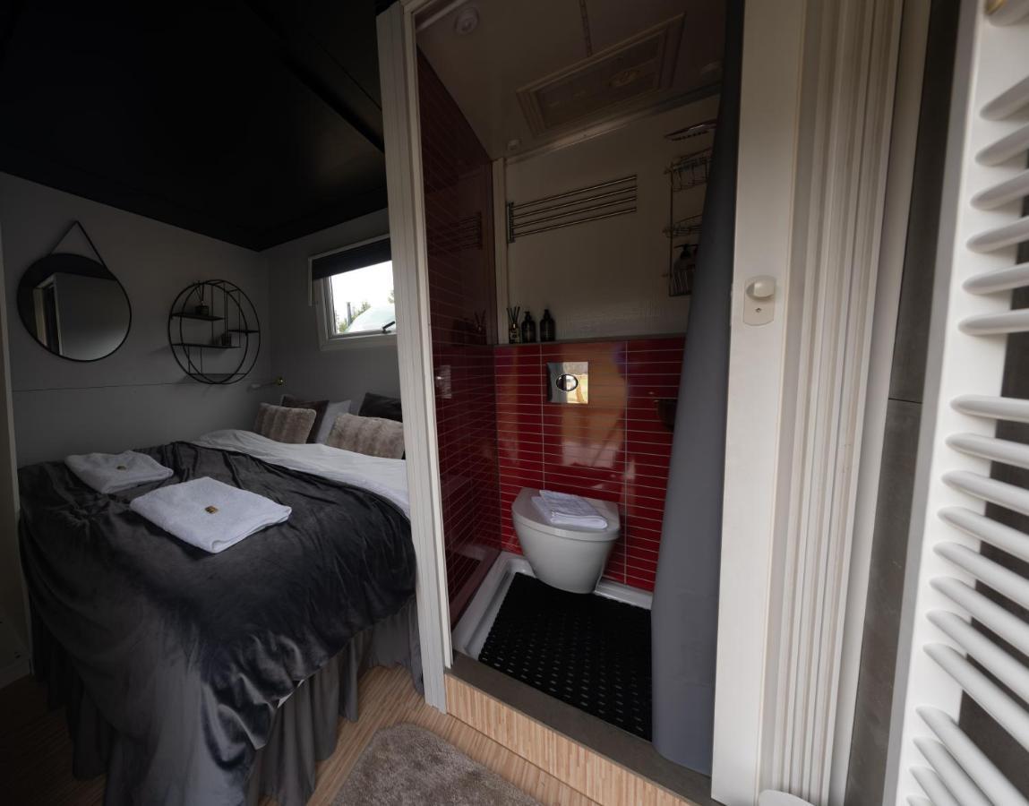 Golden Circle Truck Hotel Сельфосс Екстер'єр фото